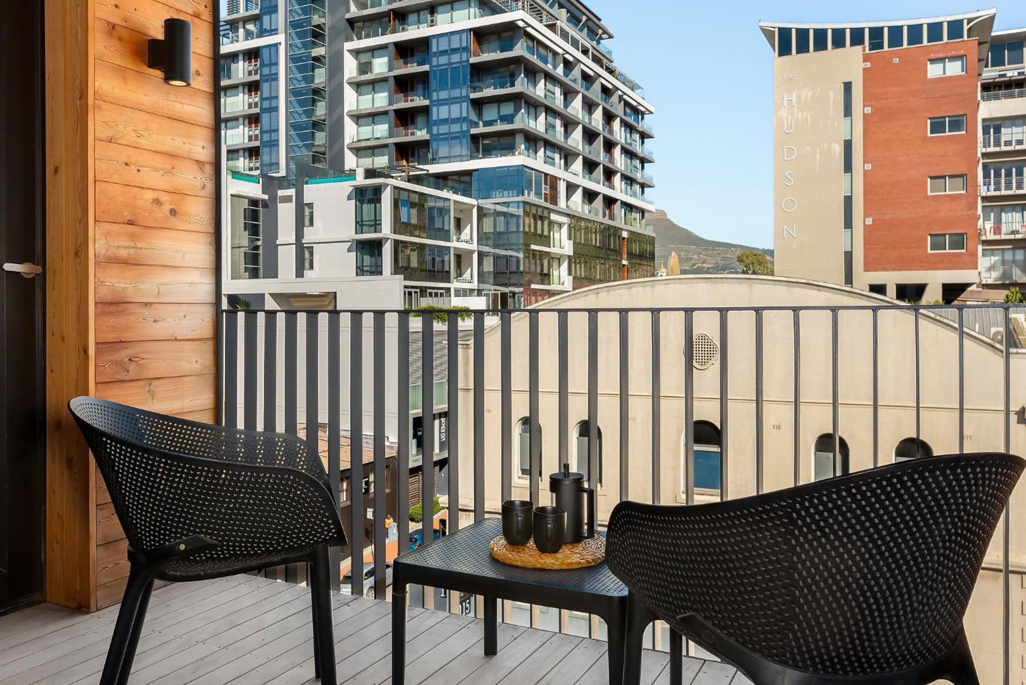 Old Cape Quarter 2 Bedroom Apartments เคปทาวน์ ภายนอก รูปภาพ